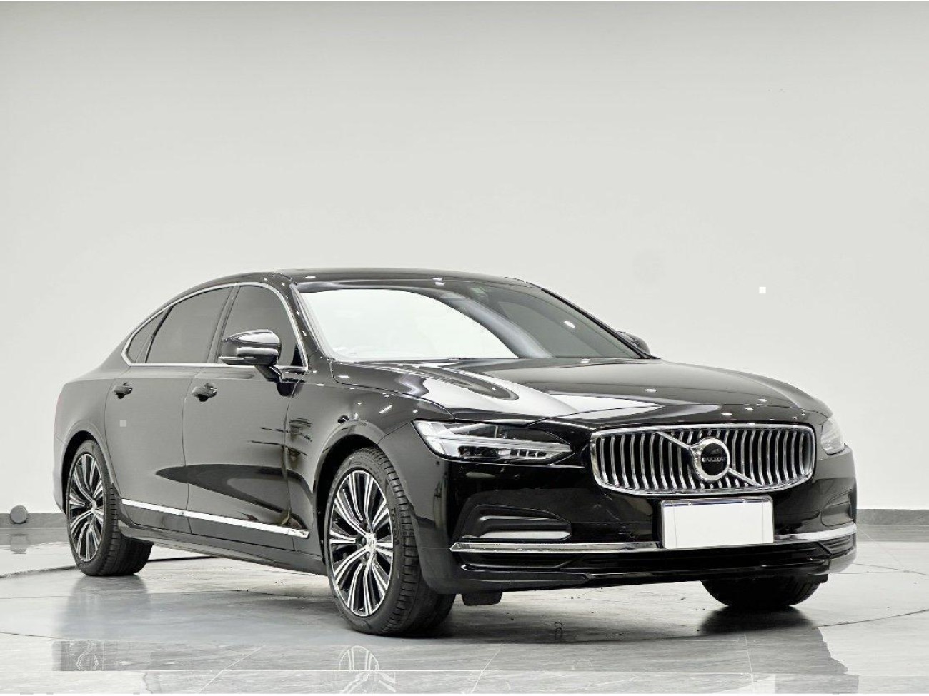 Volvo S90 2024