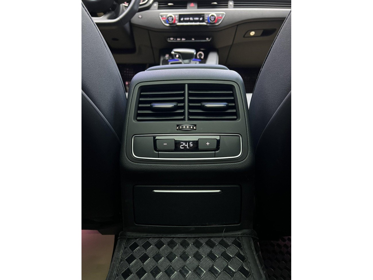 Audi A4L 40 TFSI 2024