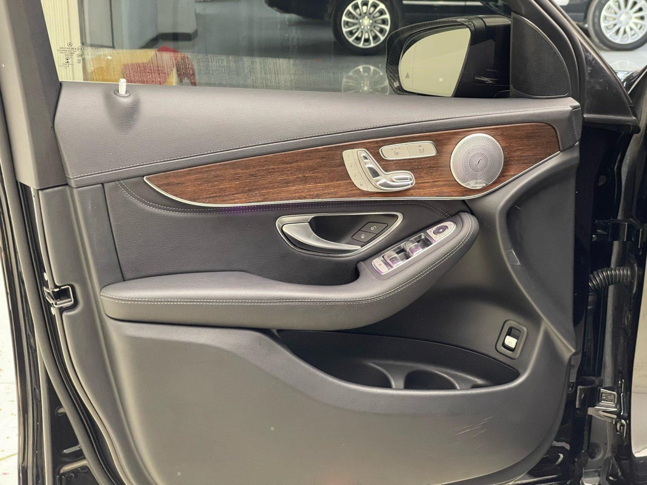 Mercedes-Benz GLC 300 L 2020