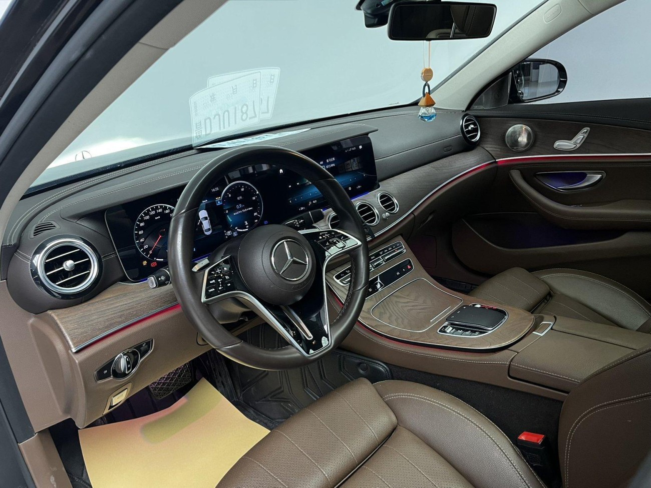 Mercedes-Benz E 260 L 2023