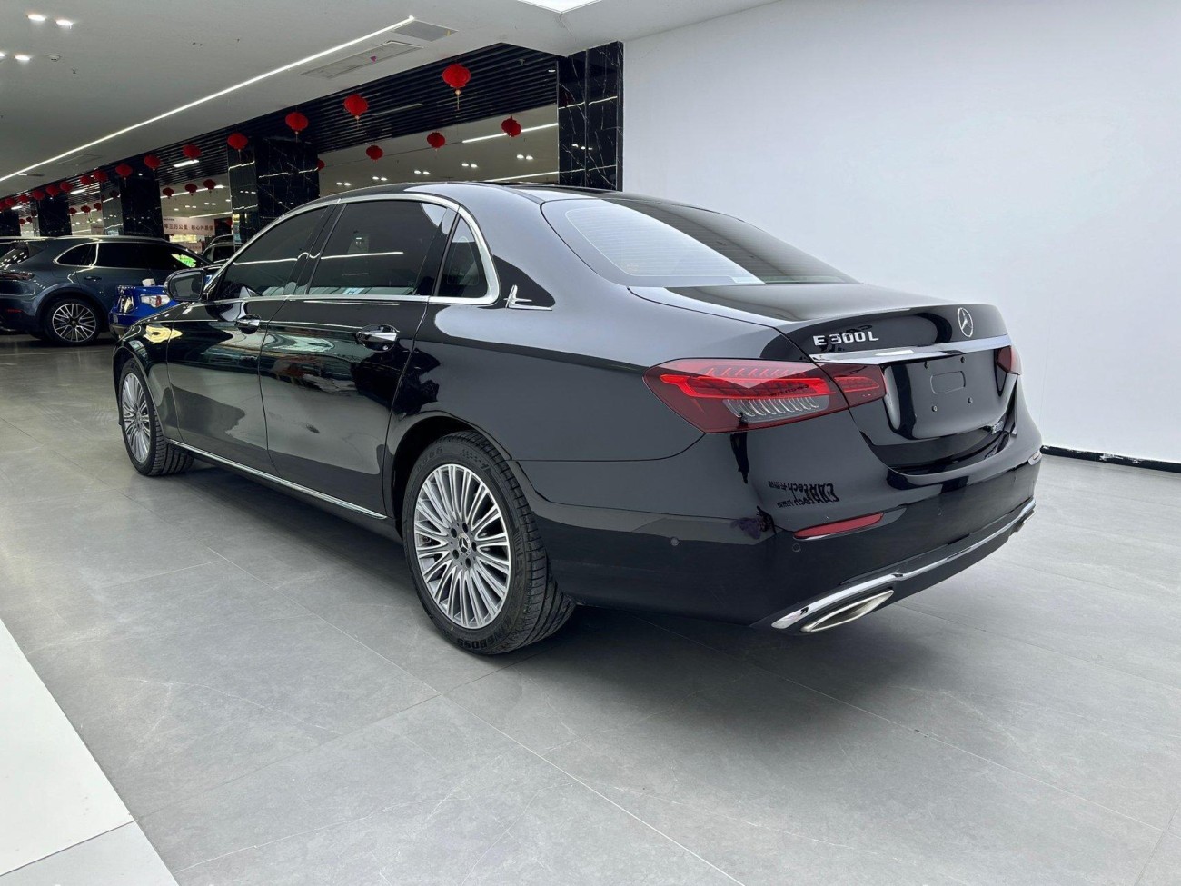 Mercedes-Benz E 300 L 2021