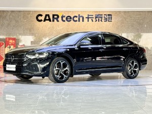 Volkswagen Passat 2023