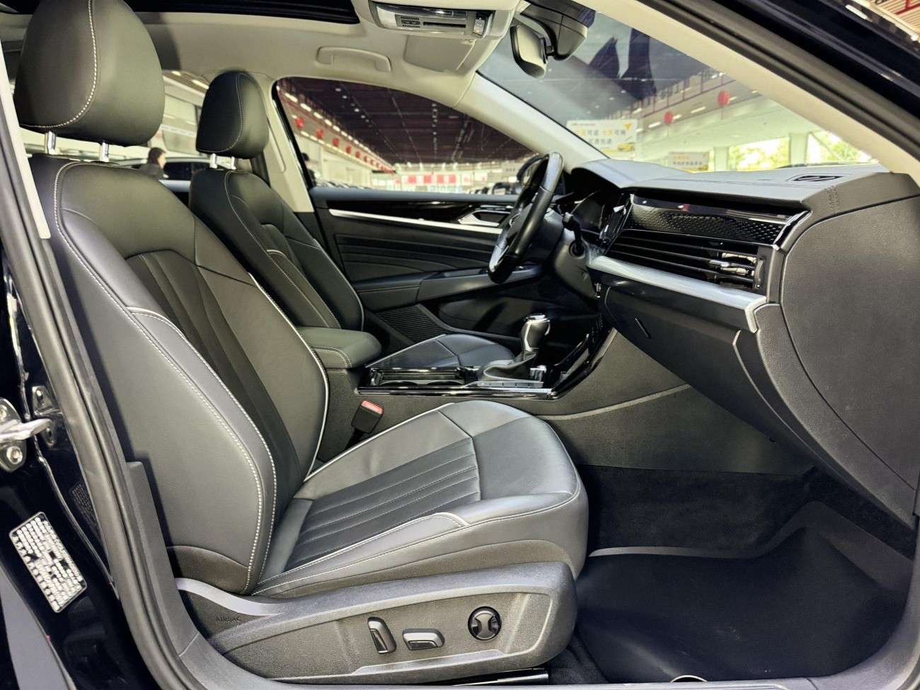 Volkswagen Passat 2023