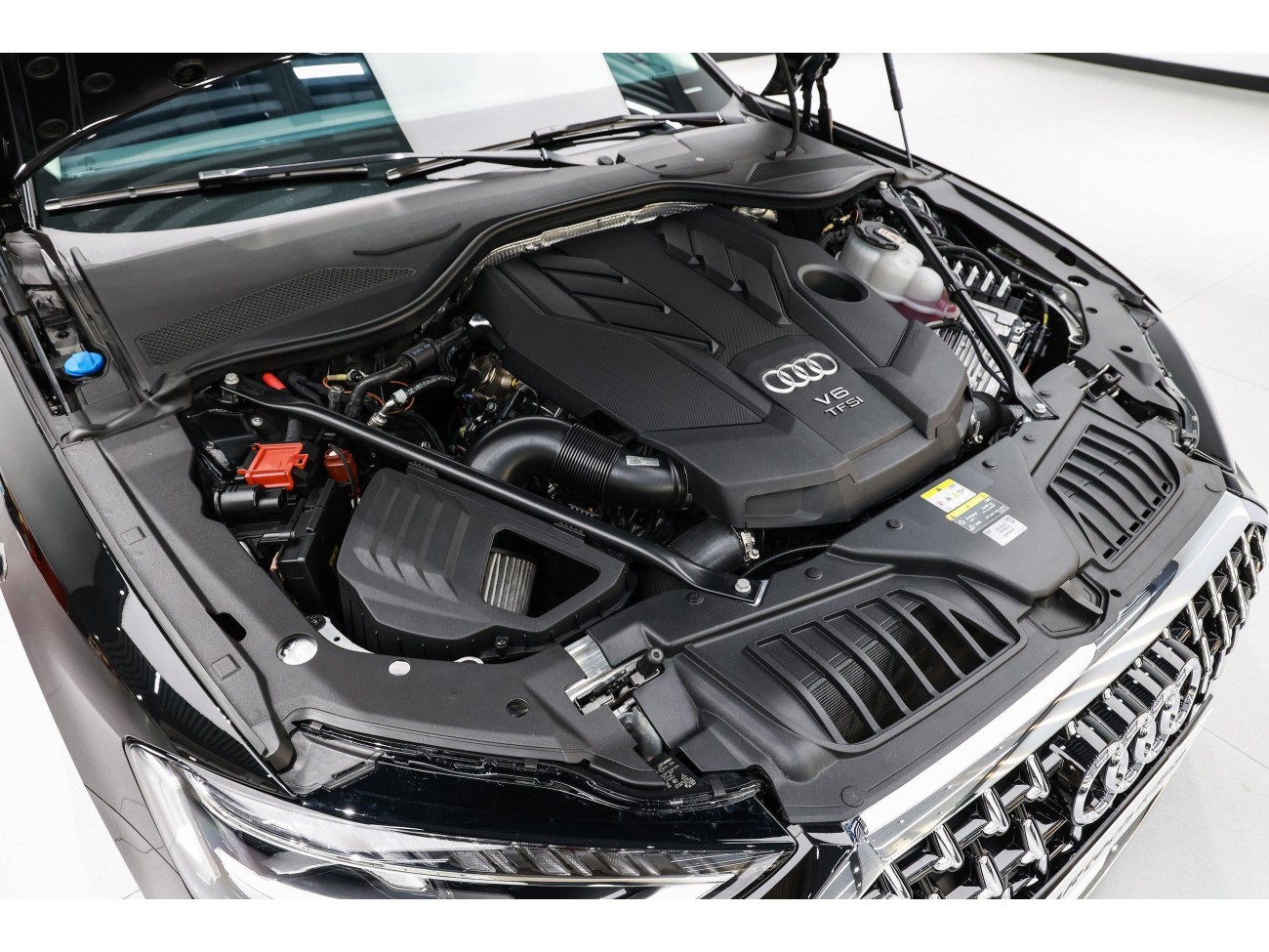 Audi A8L 50 TFSI 2024