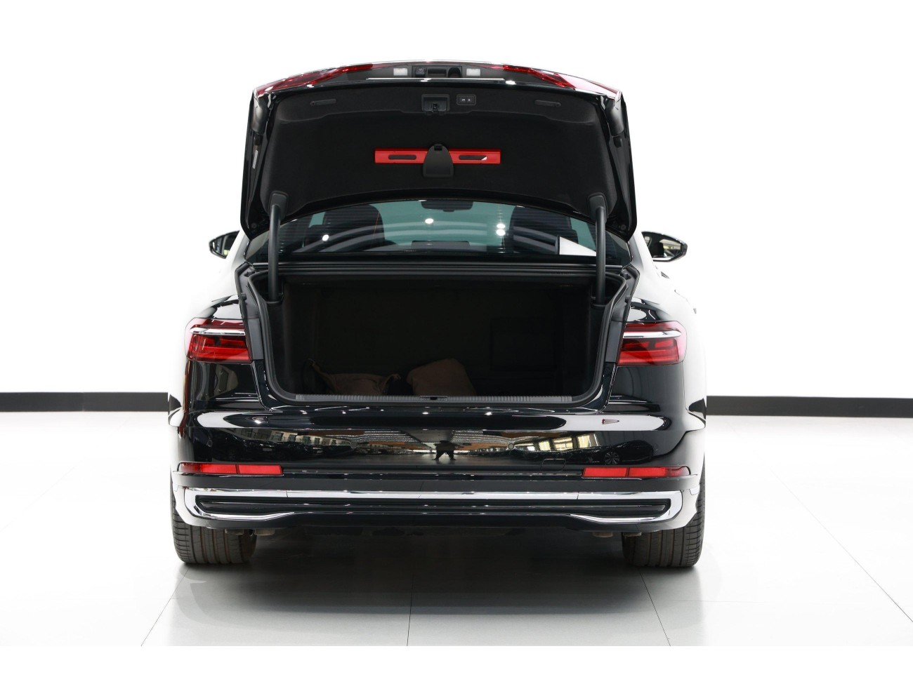 Audi A8L 50 TFSI 2024