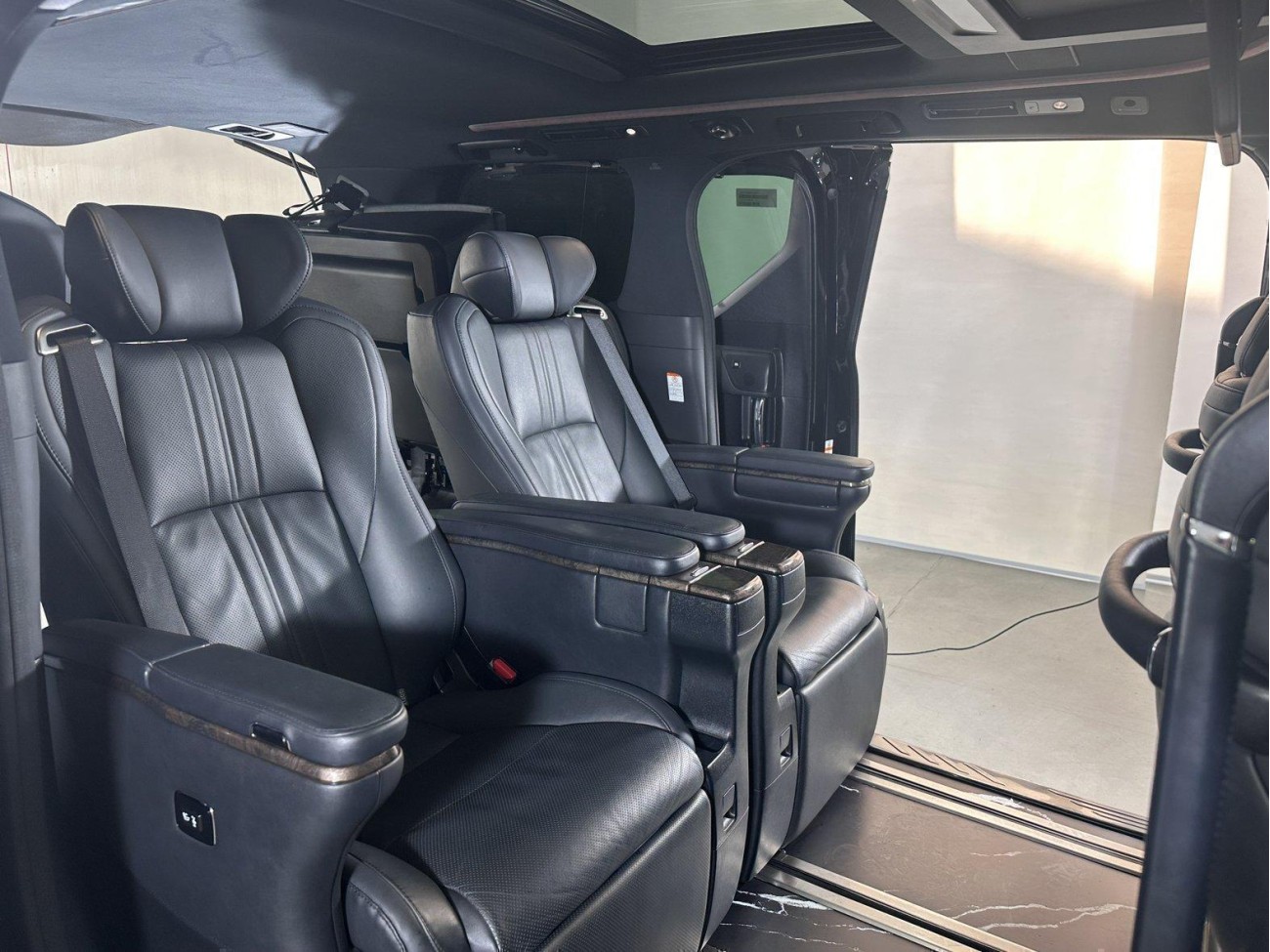 Toyota Vellfire 2022