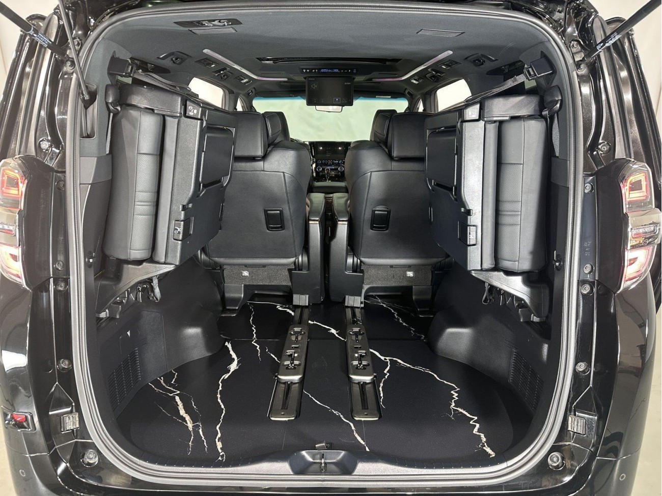 Toyota Vellfire 2022