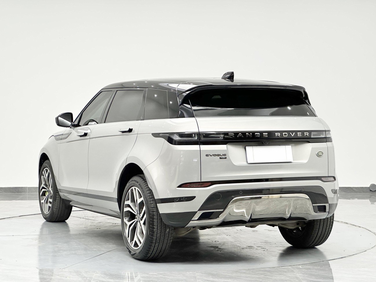 Land Rover Range Rover 2024