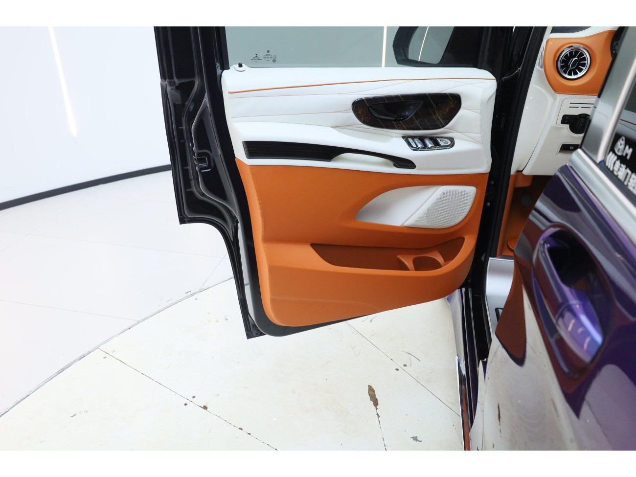 Mercedes-Benz 2022 2021