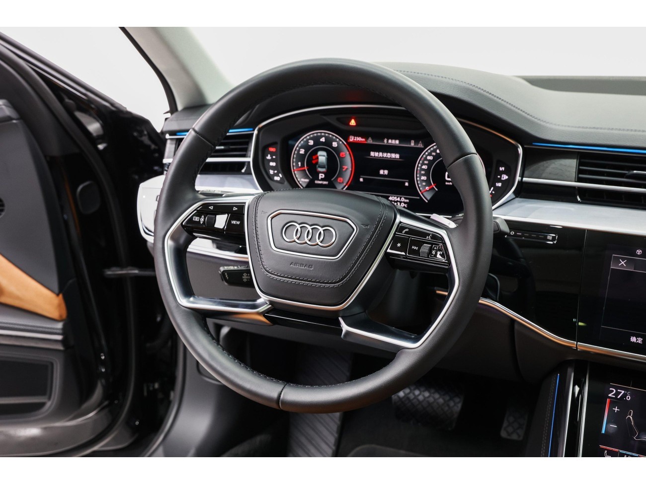 Audi A8L 50 TFSI 2024