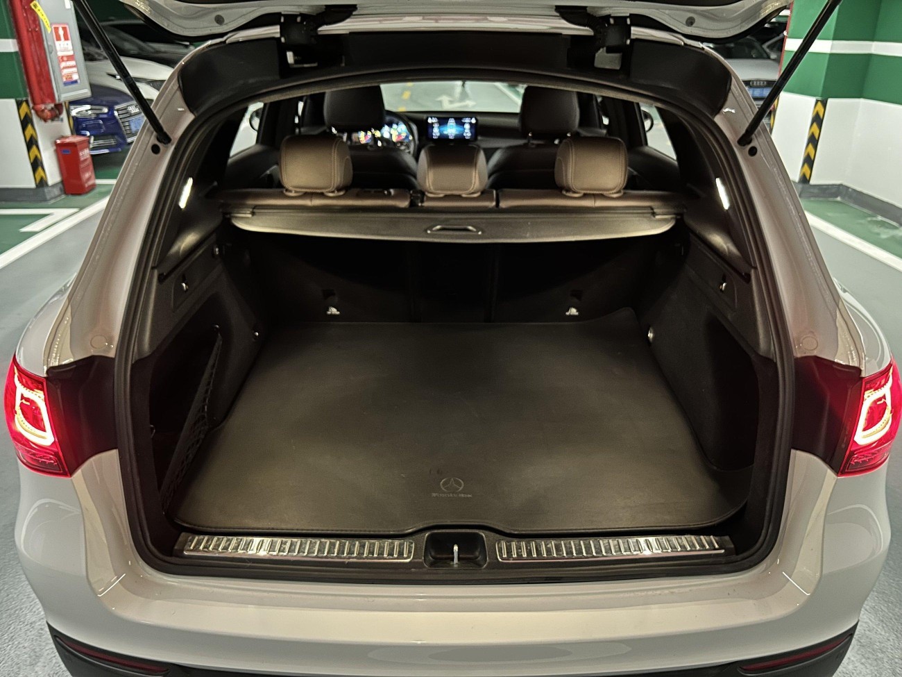 Mercedes-Benz GLC 260 L 2020