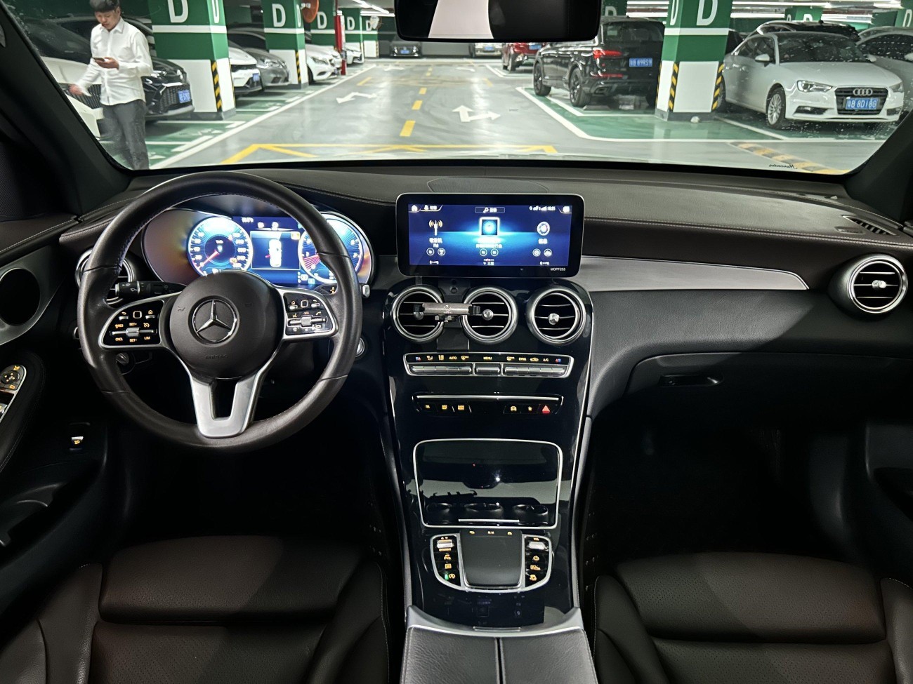 Mercedes-Benz GLC 260 L 2020