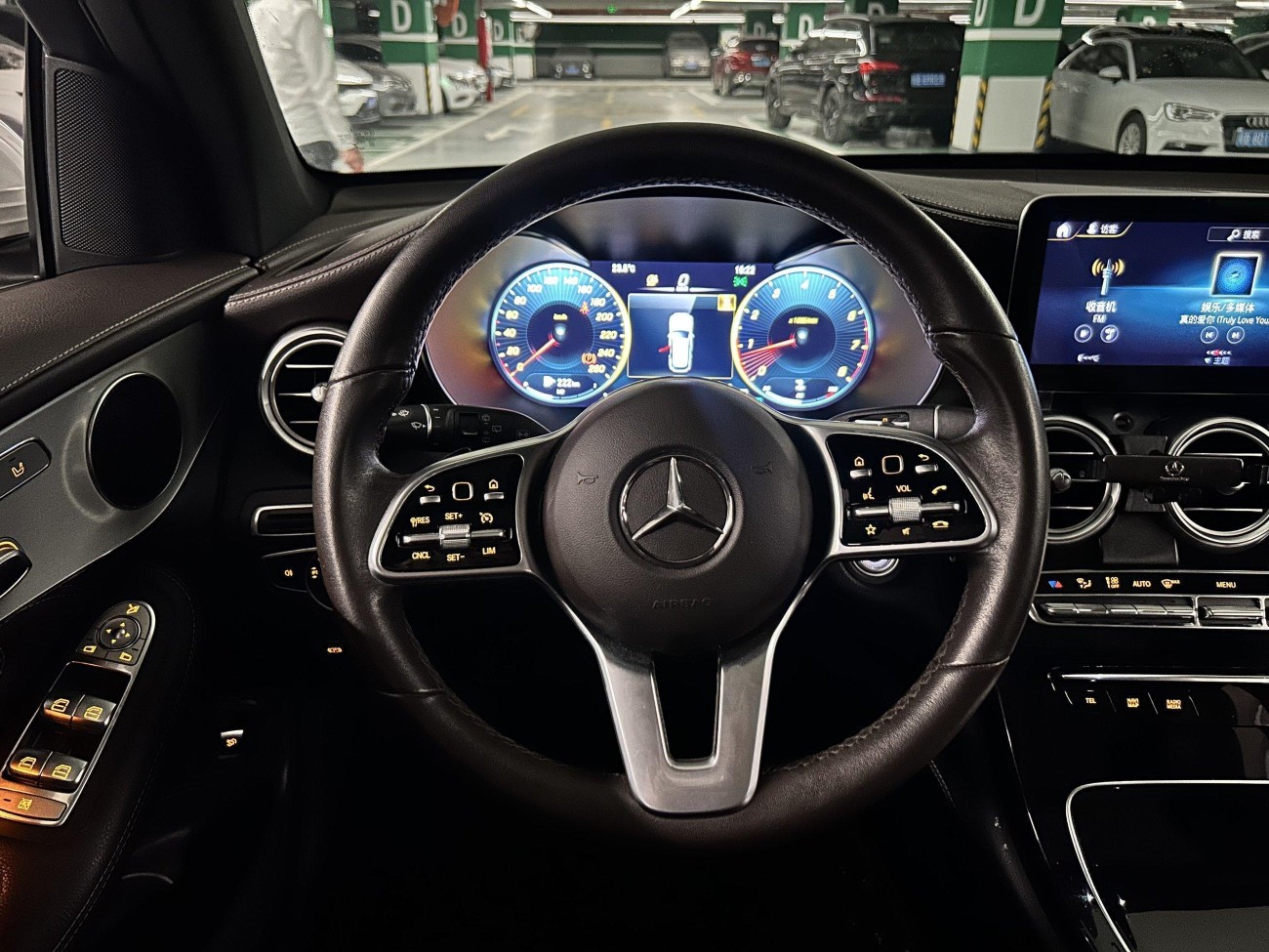 Mercedes-Benz GLC 260 L 2020