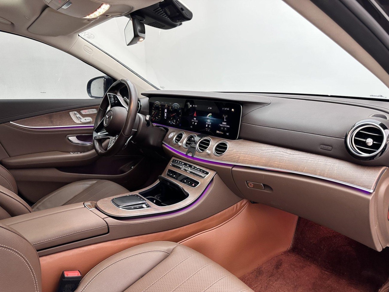 Mercedes-Benz E 300 L 2022