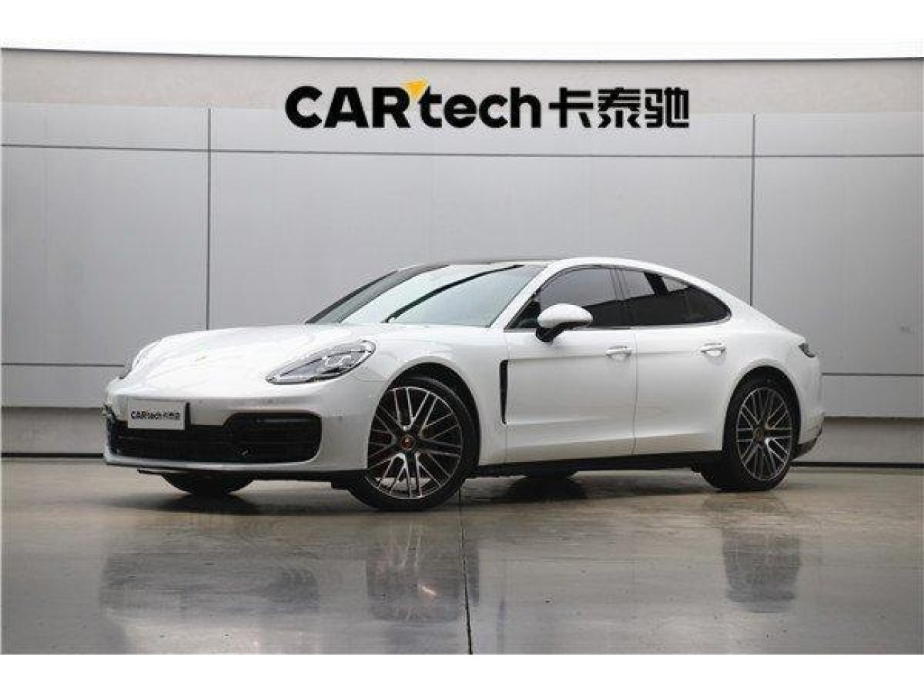 Porsche Panamera 2024