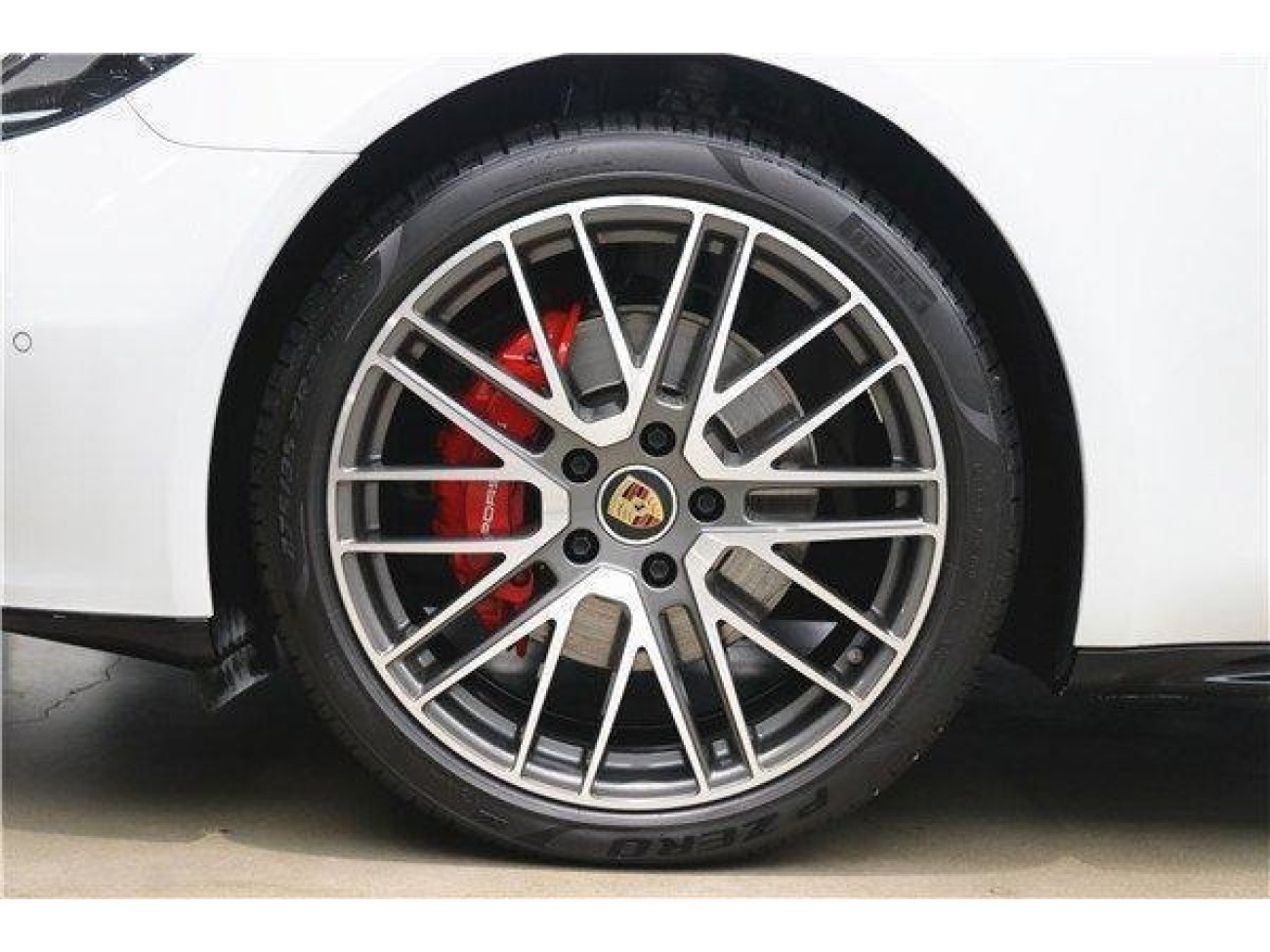 Porsche Panamera 2024