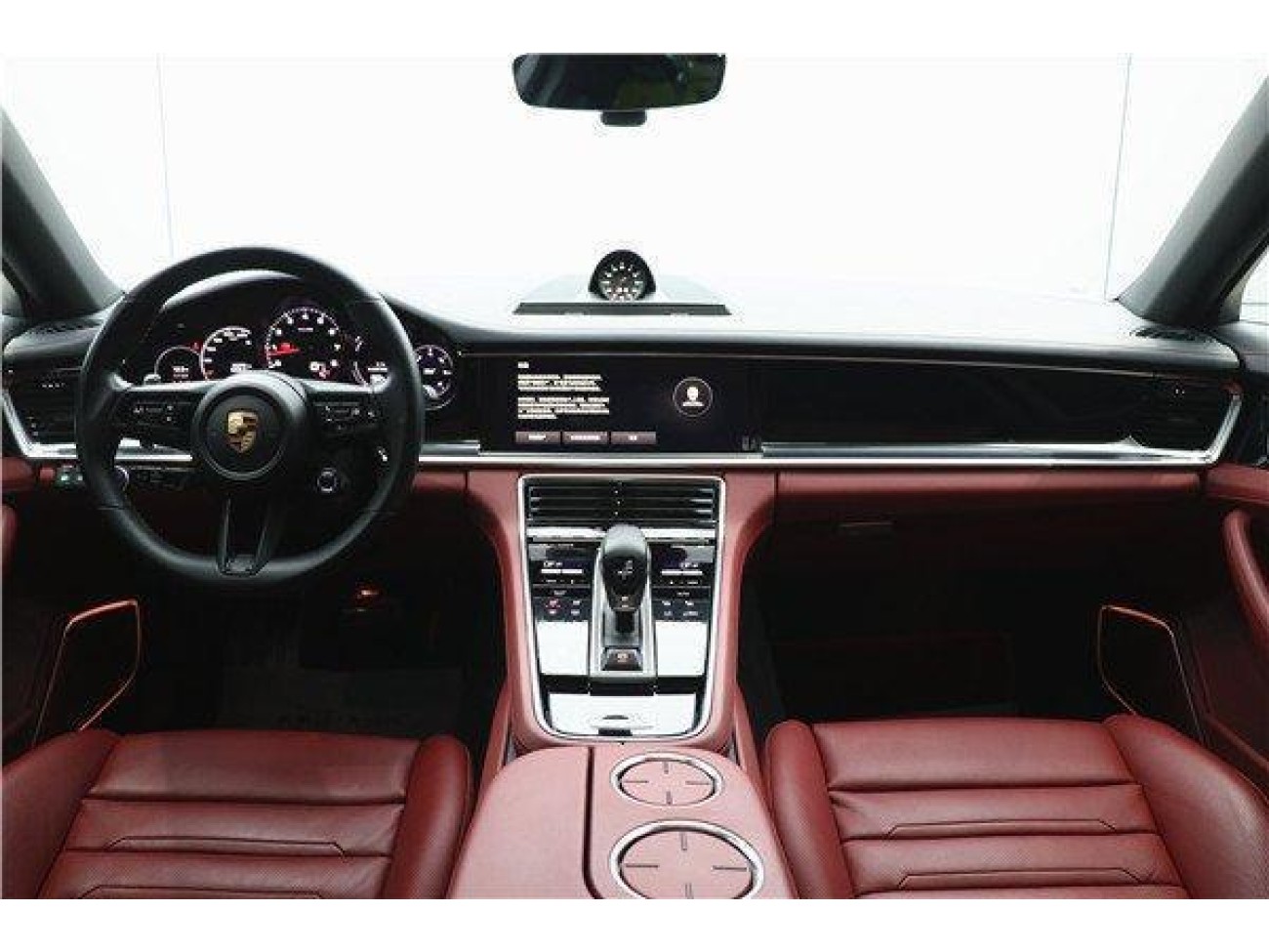 Porsche Panamera 2024