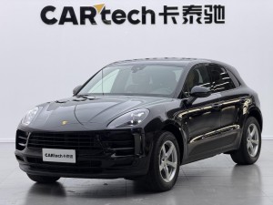 Porsche Macan 2021