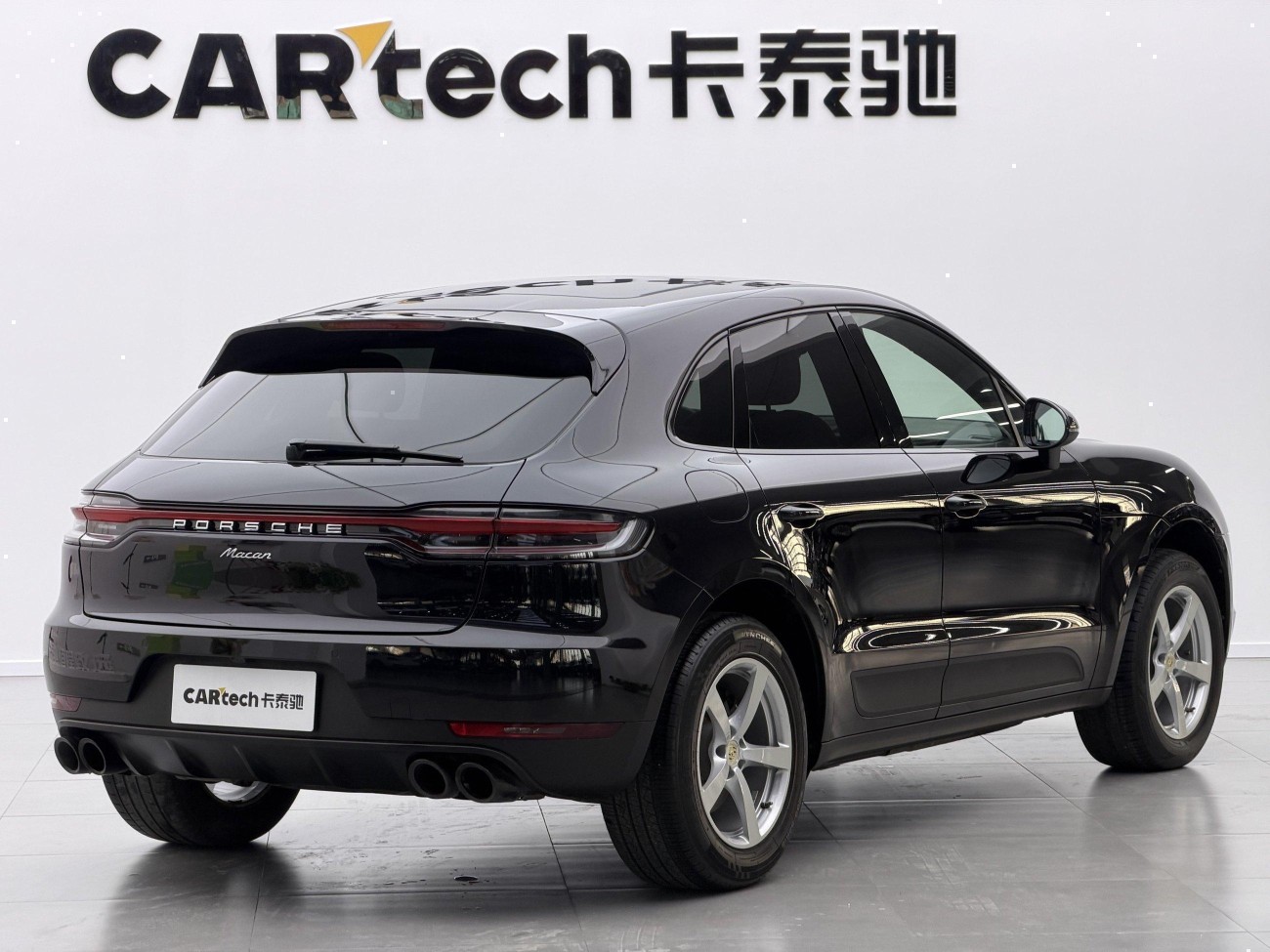 Porsche Macan 2021