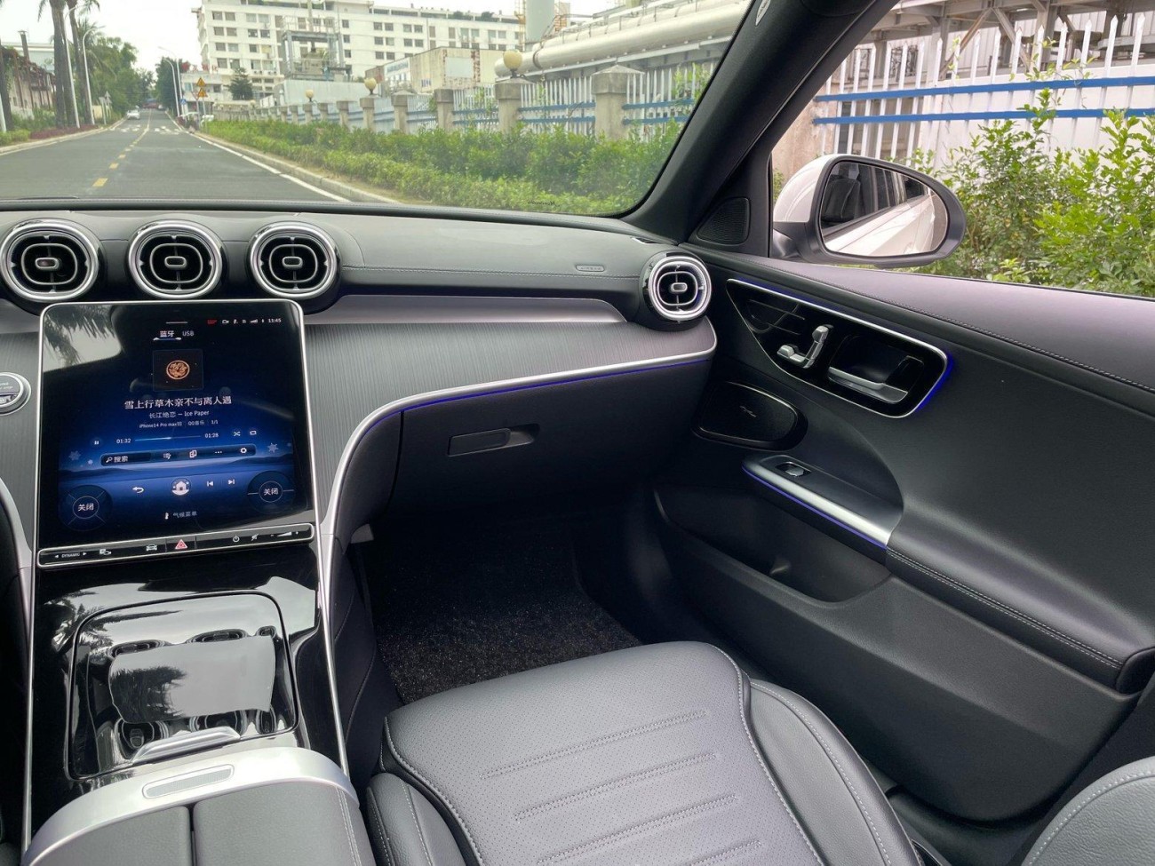 Mercedes-Benz C 260 L 2025