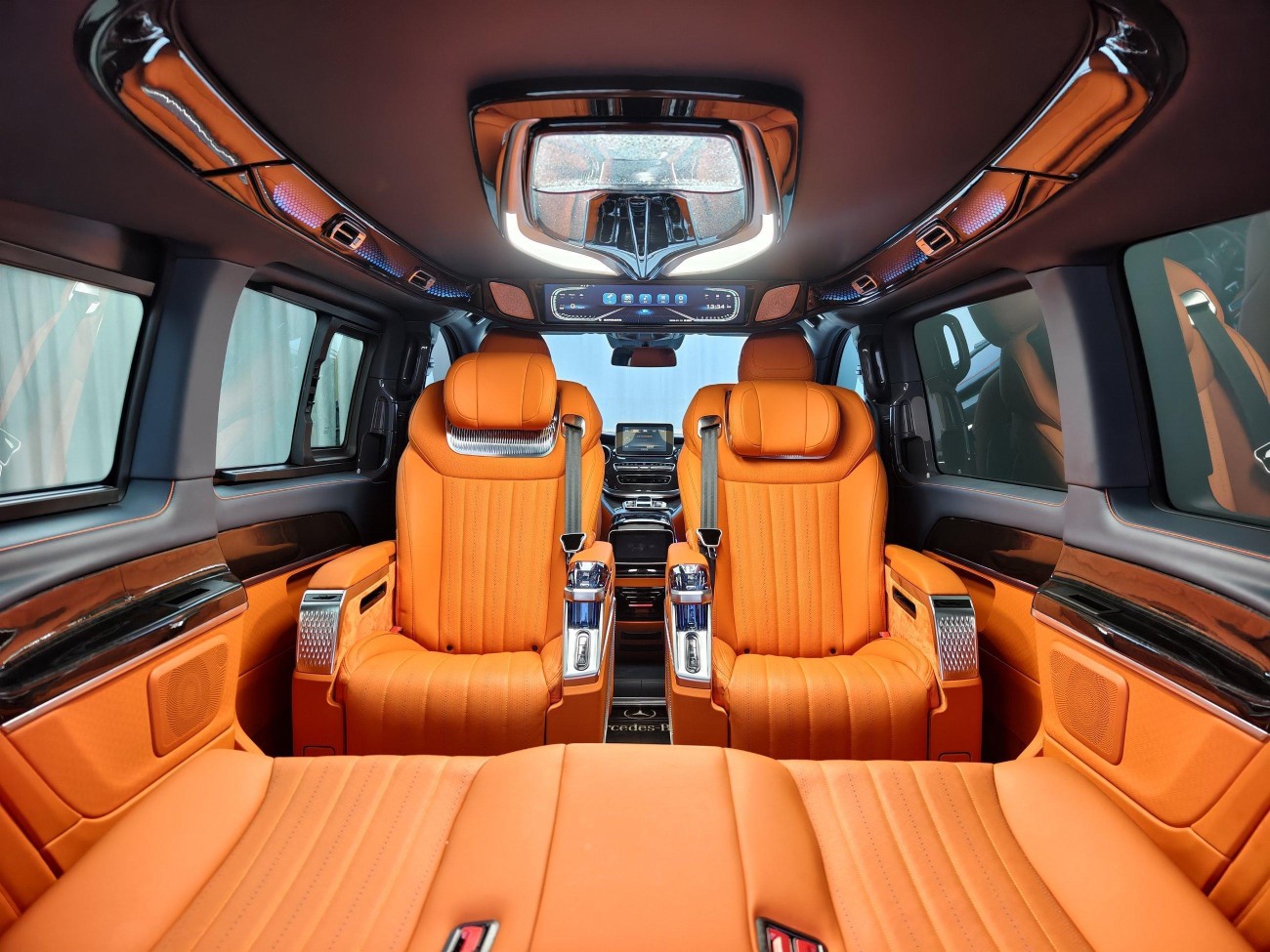 Mercedes-Benz V 2024