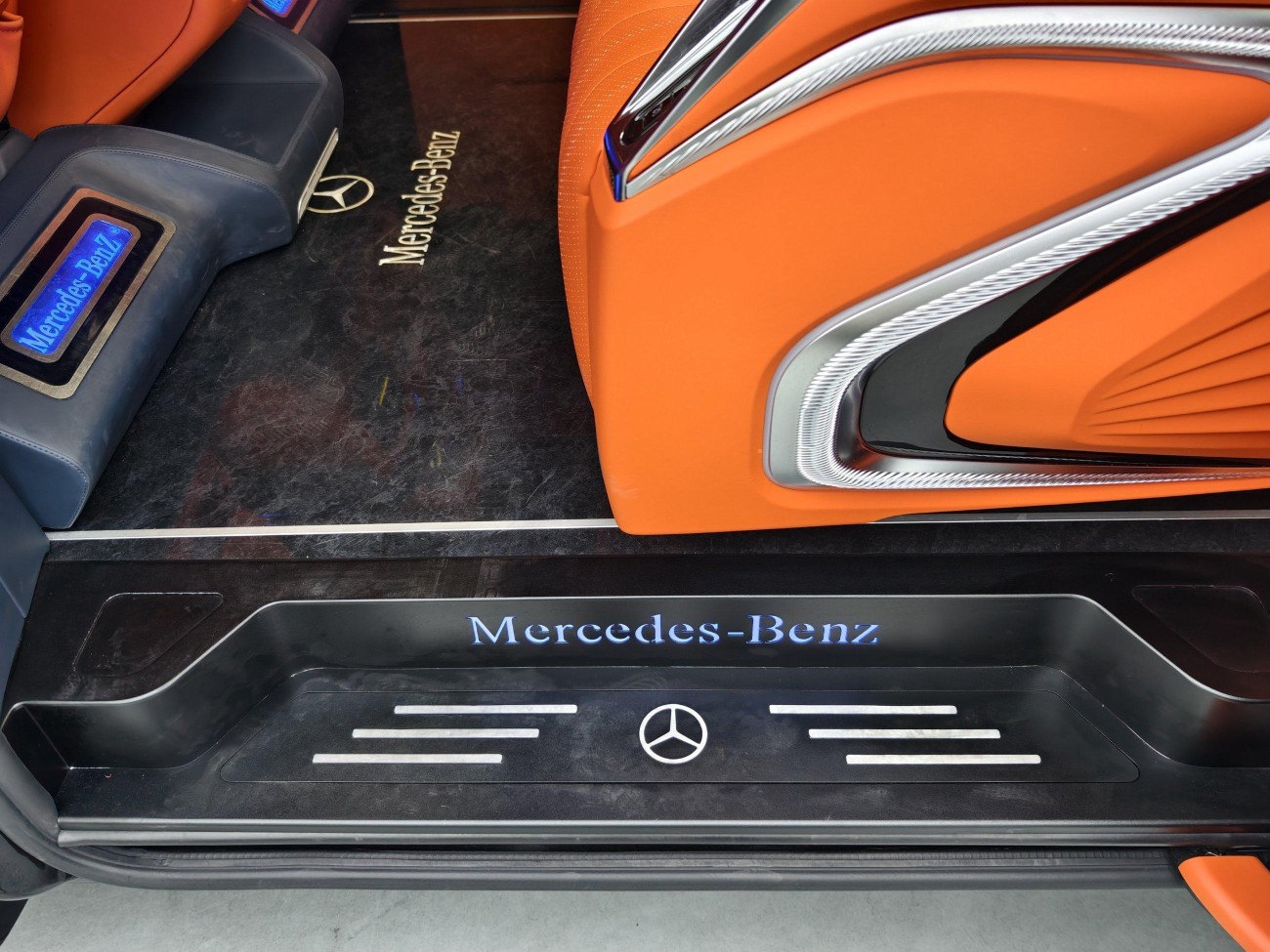 Mercedes-Benz V 2024