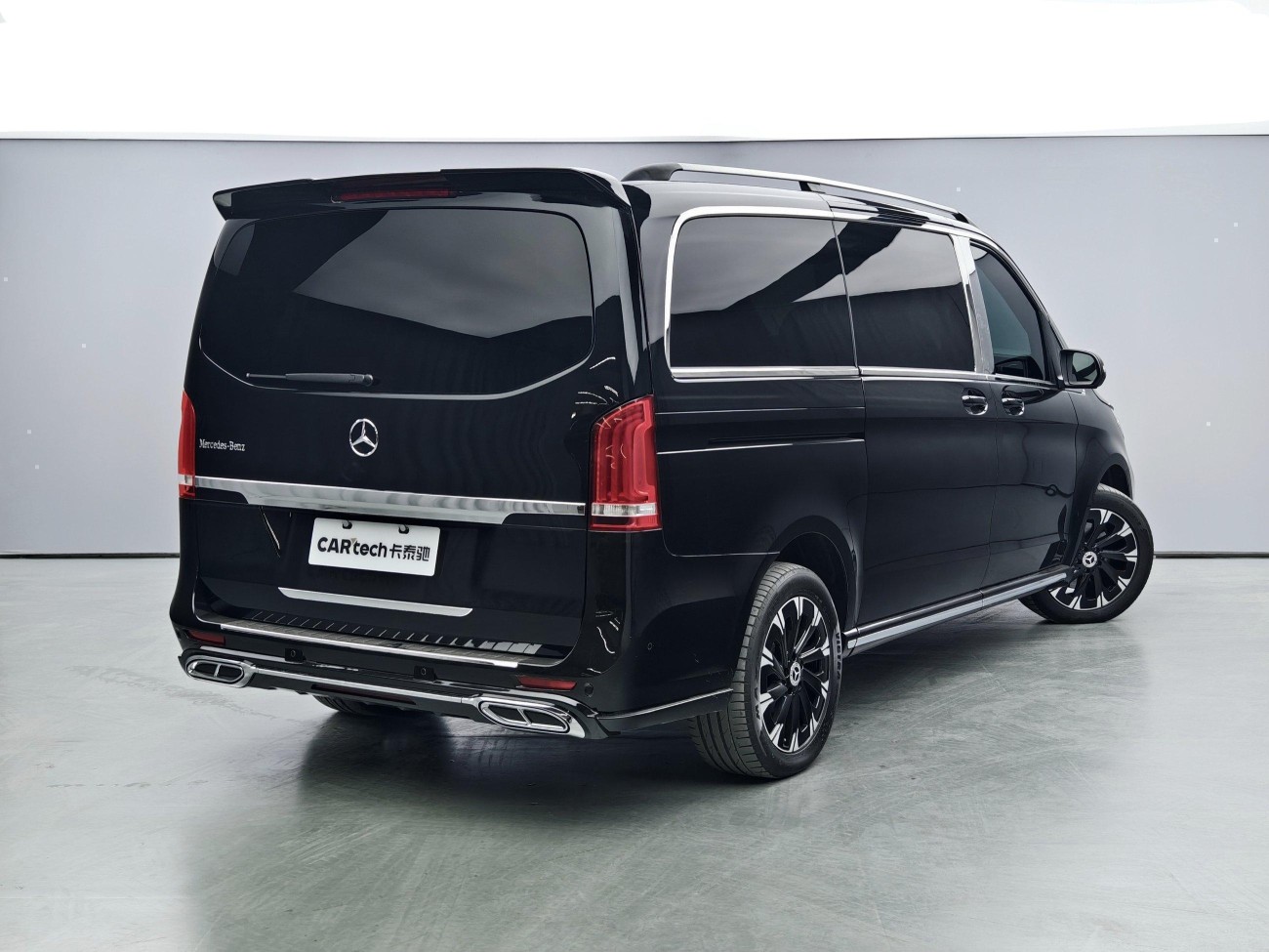 Mercedes-Benz V 2024