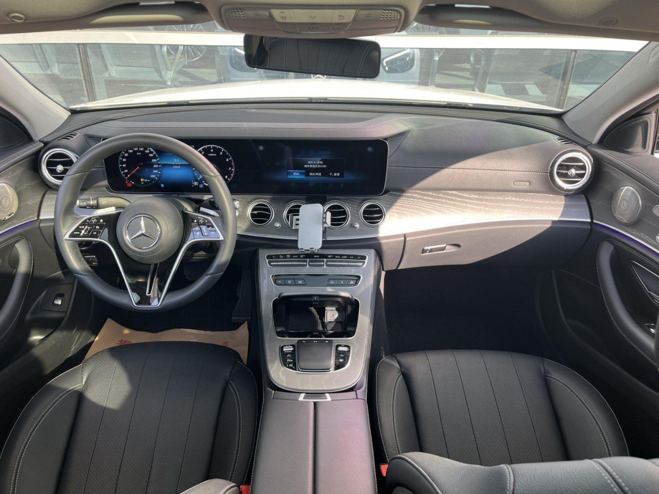 Mercedes-Benz E 300 L 2023