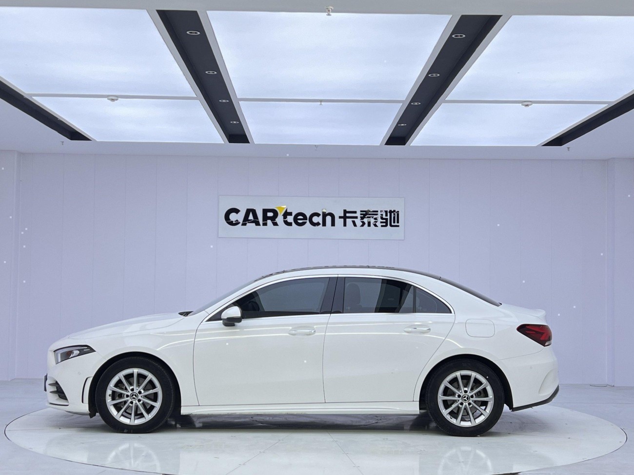 Mercedes-Benz A 200 L 2022