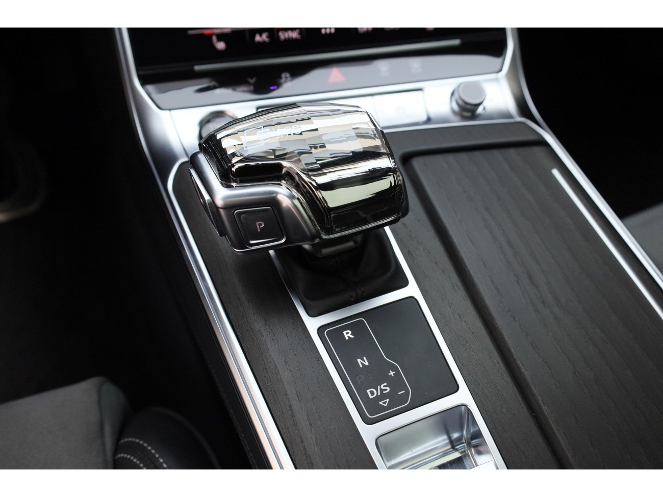 Audi A6L 45 TFSI 2025