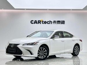 Lexus ES 200 2023