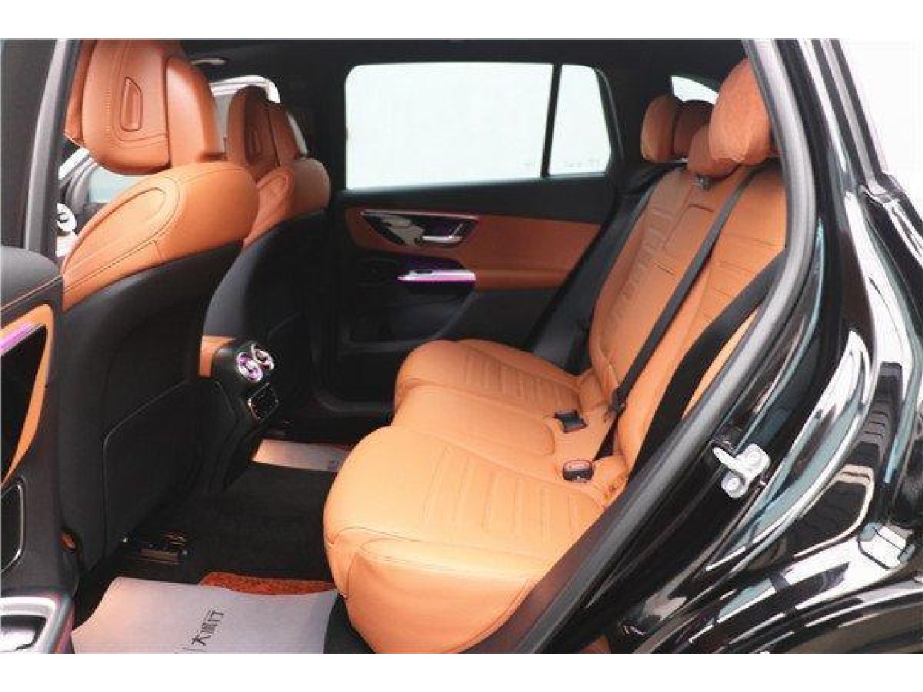 Mercedes-Benz GLC 300 L 2025