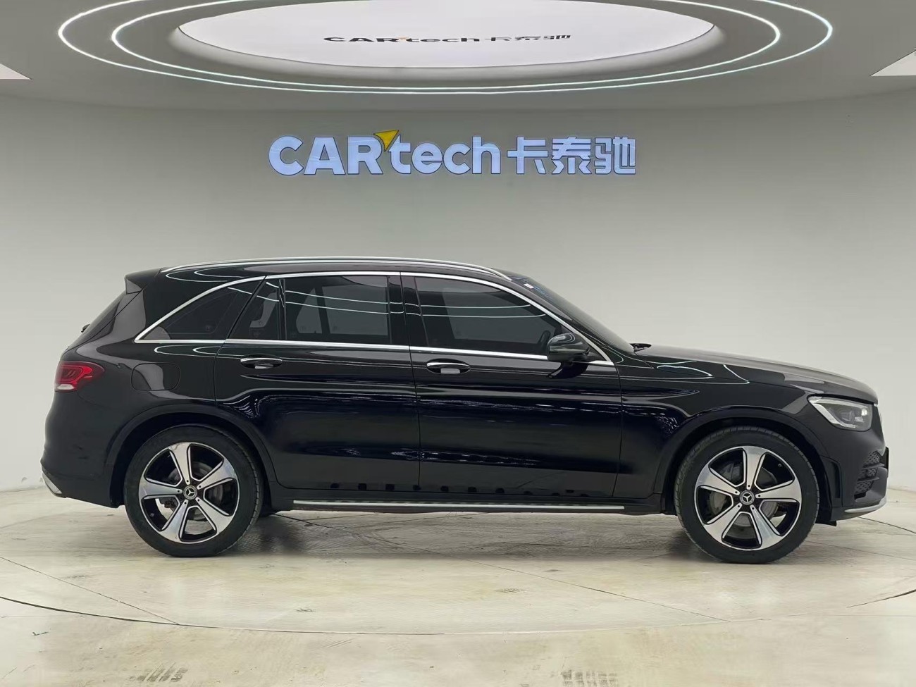 Mercedes-Benz GLC 300 L 2021