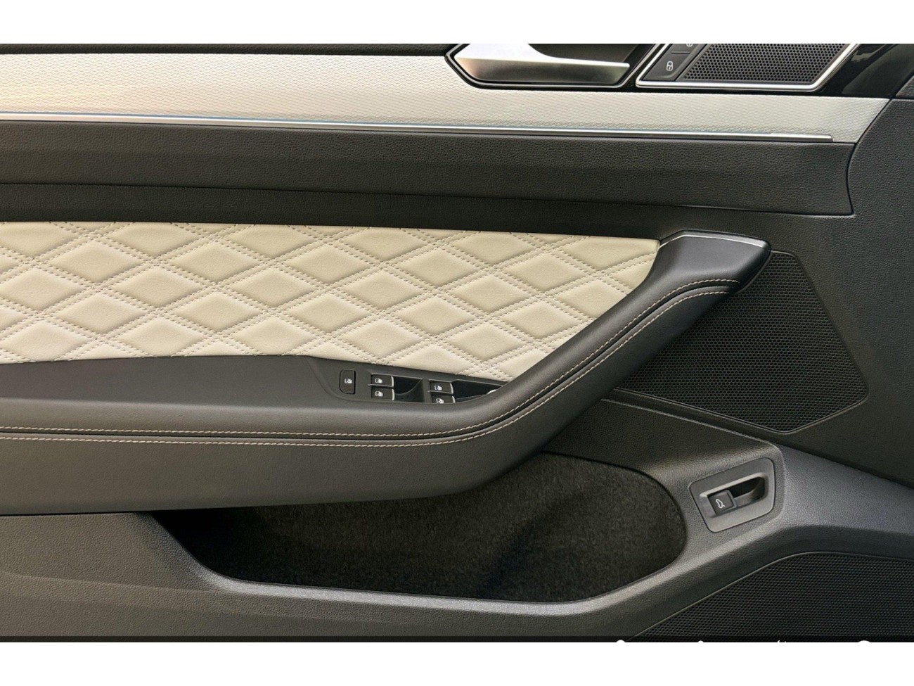 Volkswagen Magotan 2024