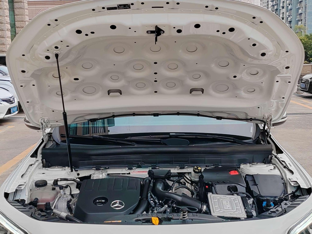 Mercedes-Benz GLB 2021