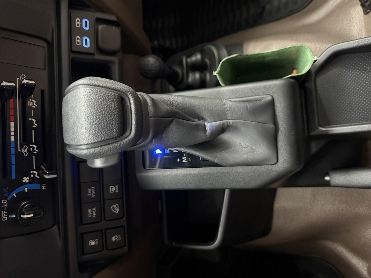 Toyota Land Cruiser 2025