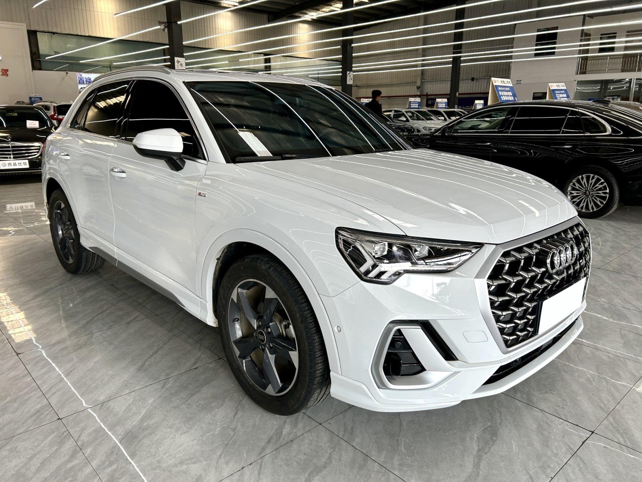 Audi Q3 35 TFSI 2024