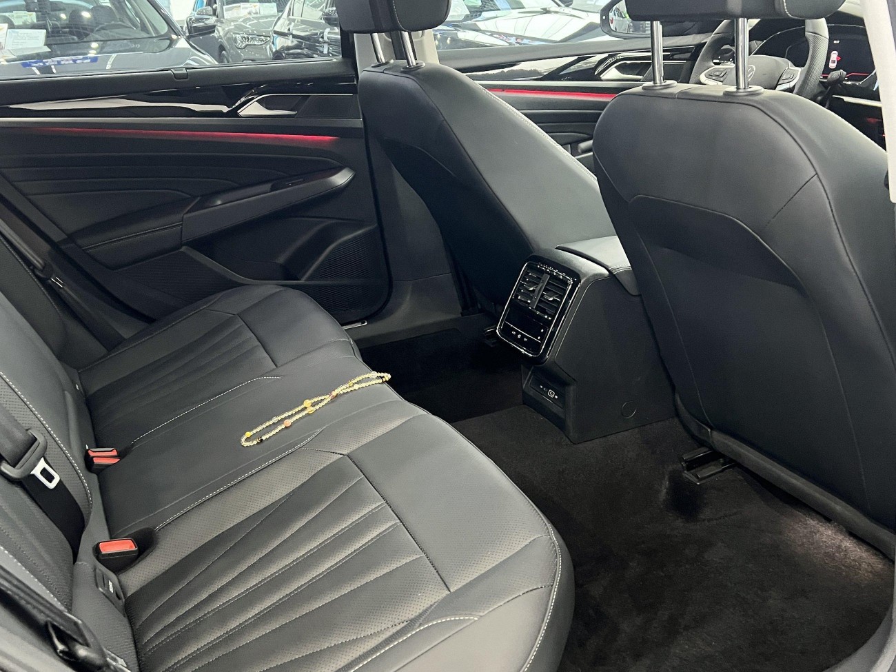 Volkswagen Passat 2025