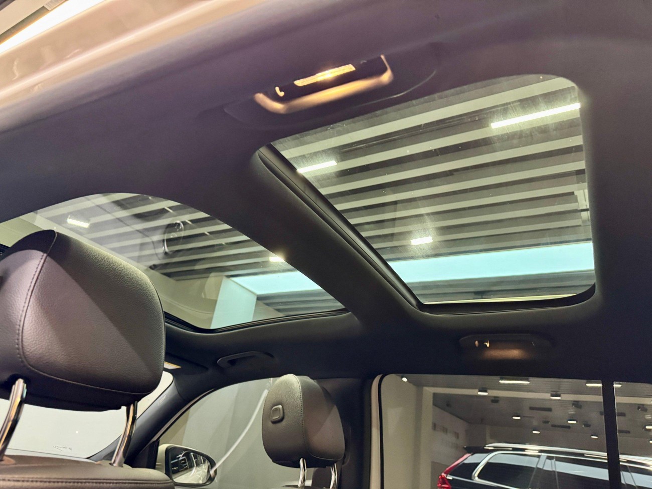 Mercedes-Benz GLB 2025