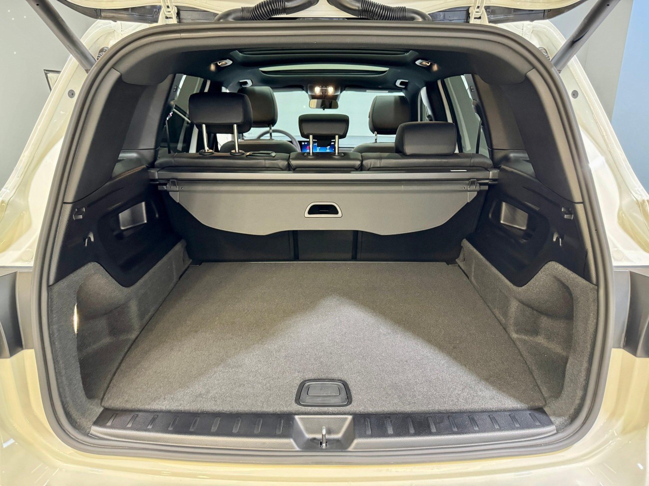 Mercedes-Benz GLB 2025