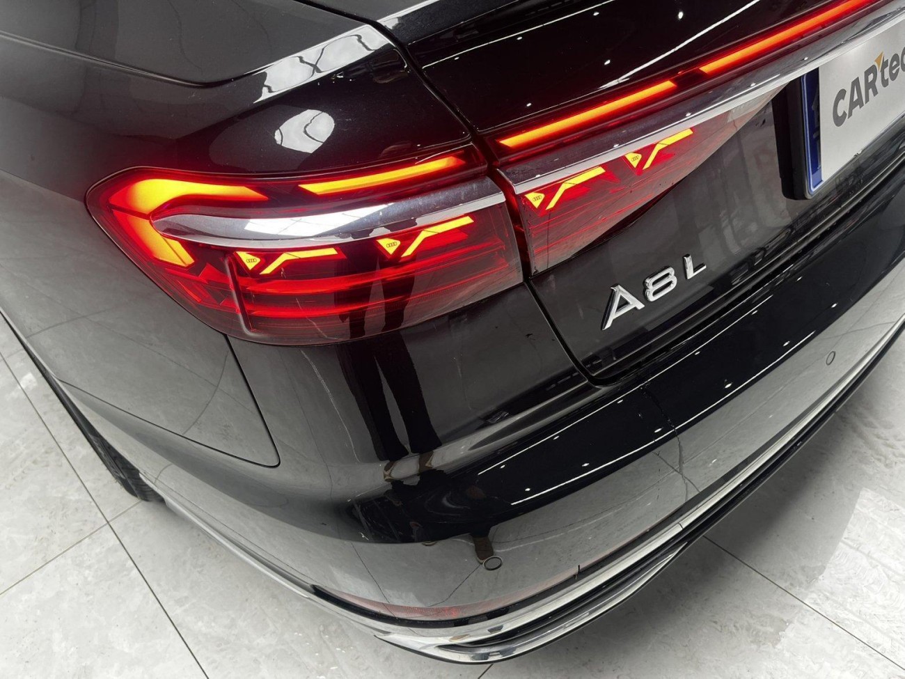 Audi A8L 45 TFSI 2023