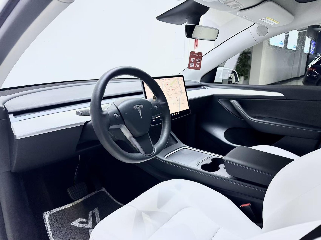 Tesla Model Y 2021