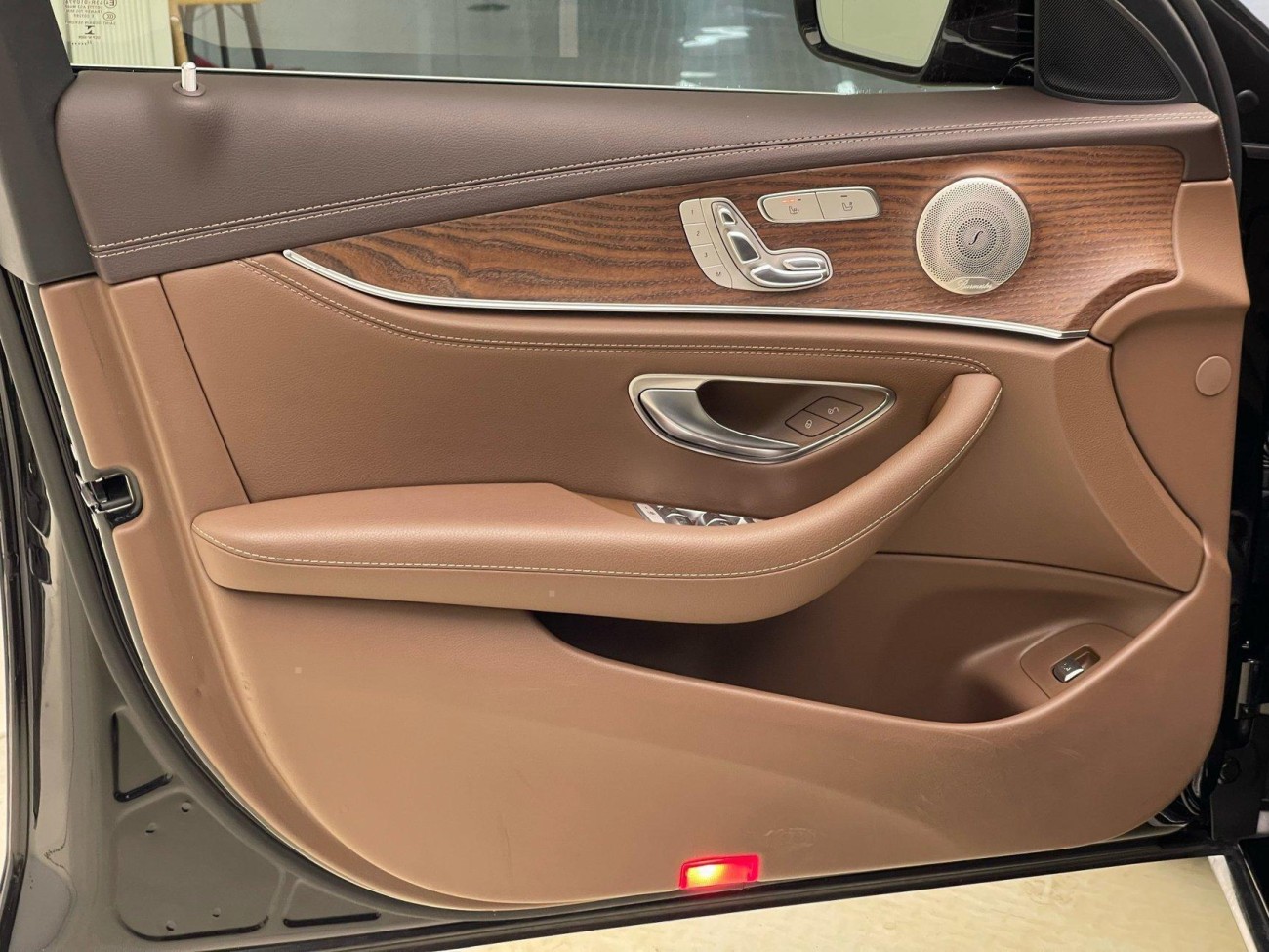 Mercedes-Benz E 300 L 2022