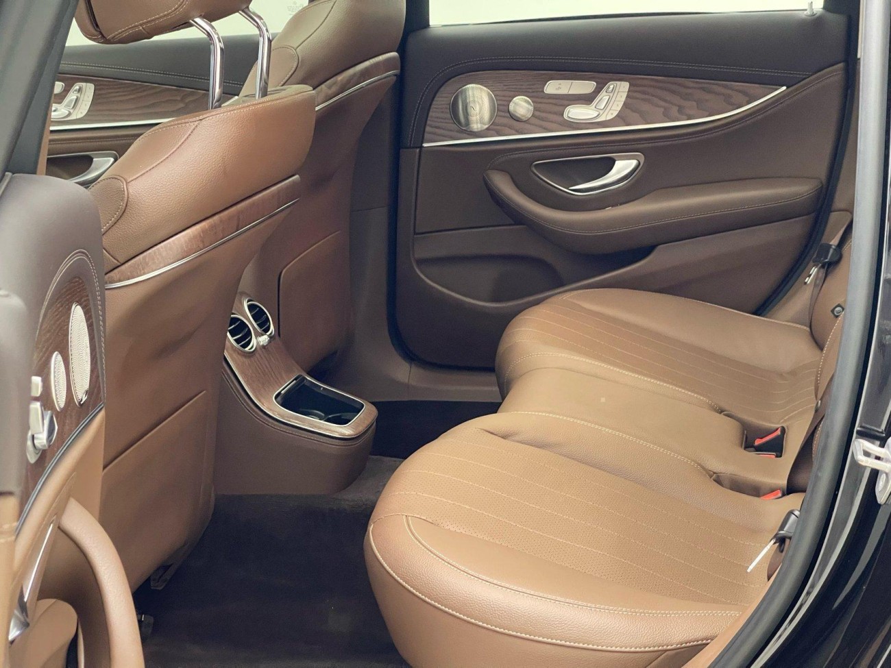 Mercedes-Benz E 300 L 2022