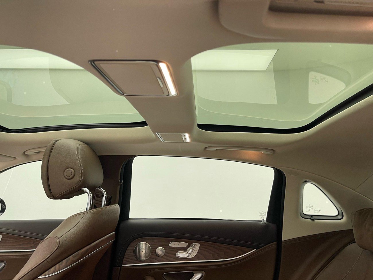 Mercedes-Benz E 300 L 2022