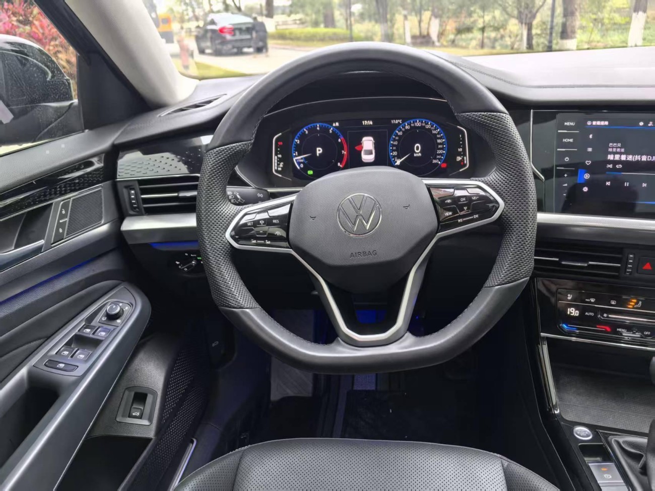 Volkswagen Passat 2024