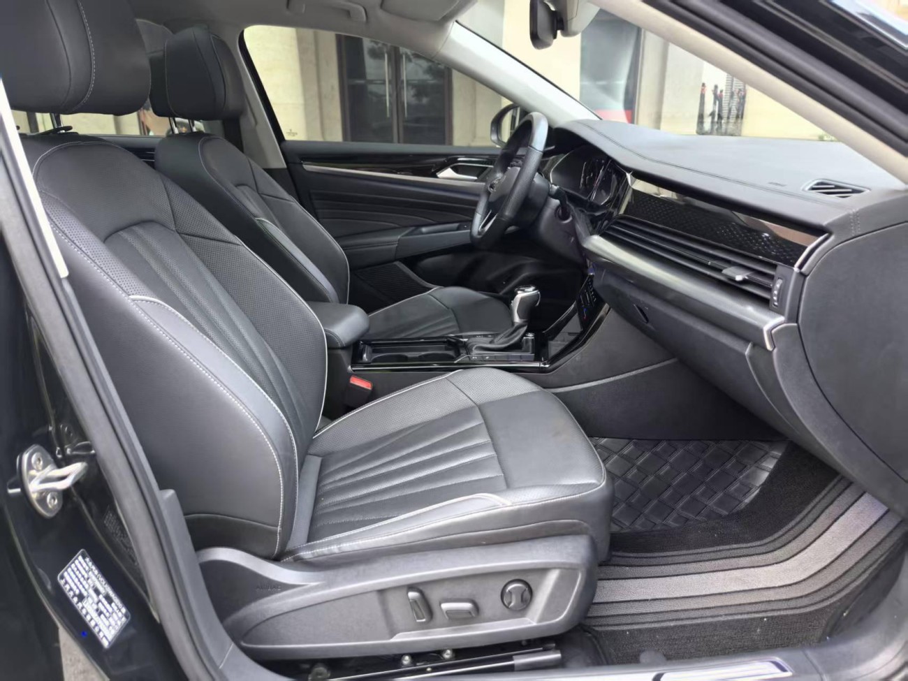 Volkswagen Passat 2024