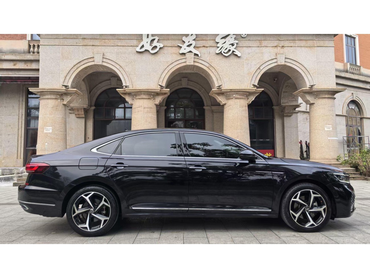 Volkswagen Passat 2024