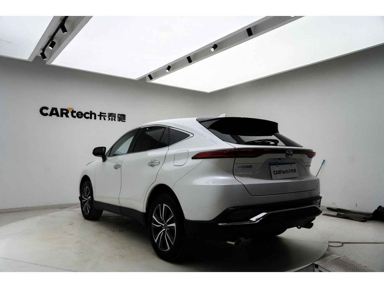 Toyota Harrier 2022