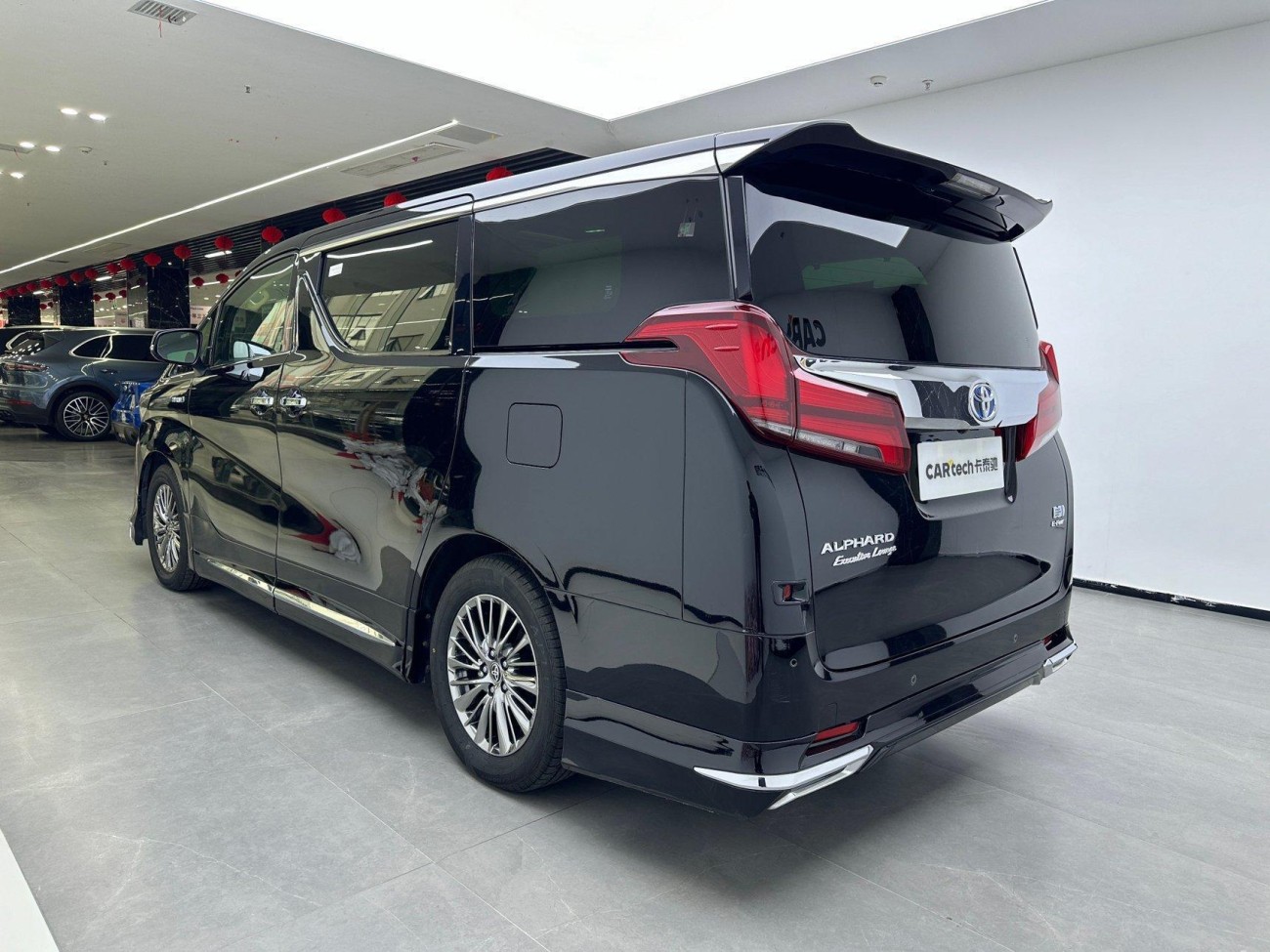 Toyota Alphard 2022
